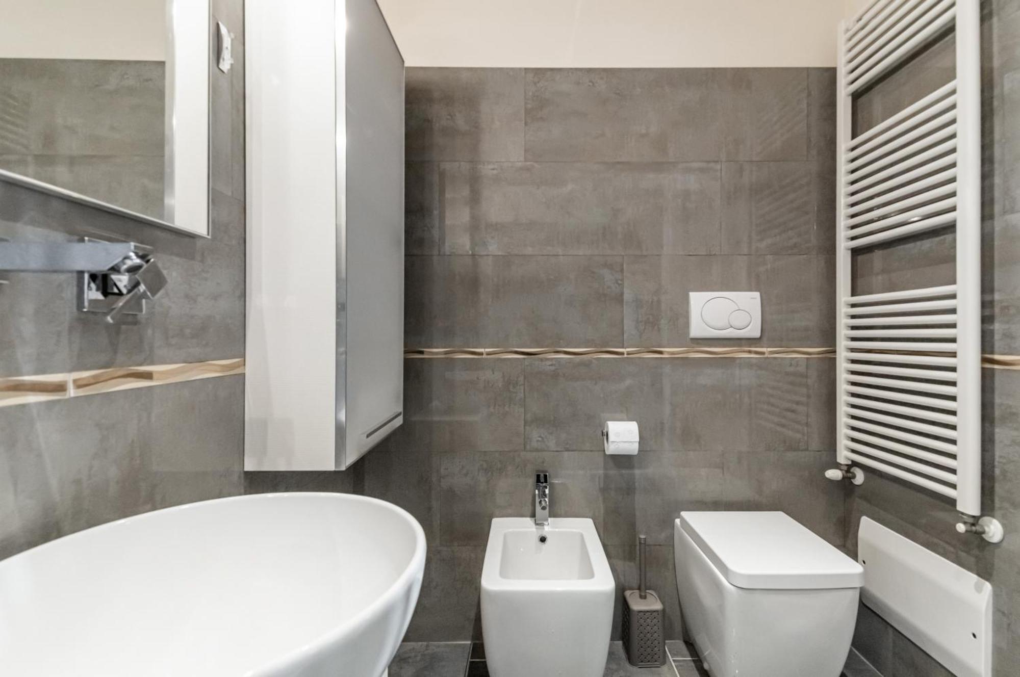 Porta Tufi Luxury Apartment With Private Parking! Siena Eksteriør bilde